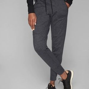 BNWT Athleta Street Jogger - Small Tall